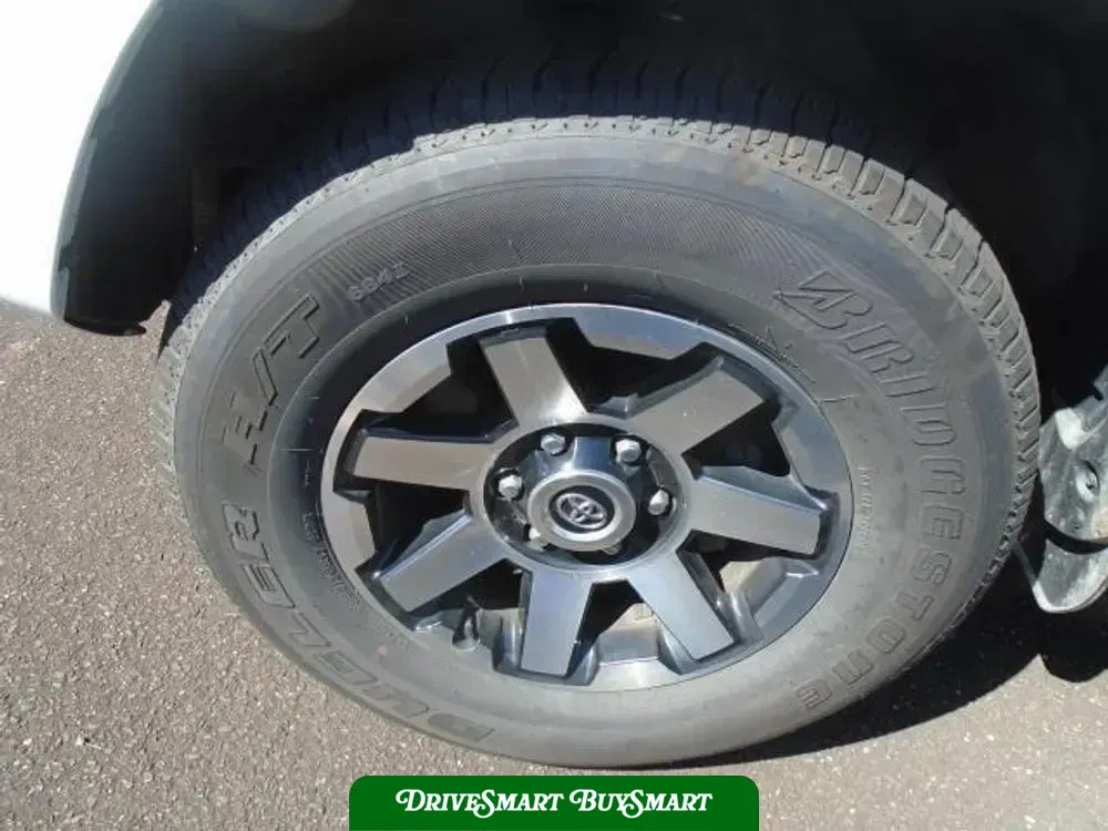 2024 Toyota 4Runner TRD Off Road