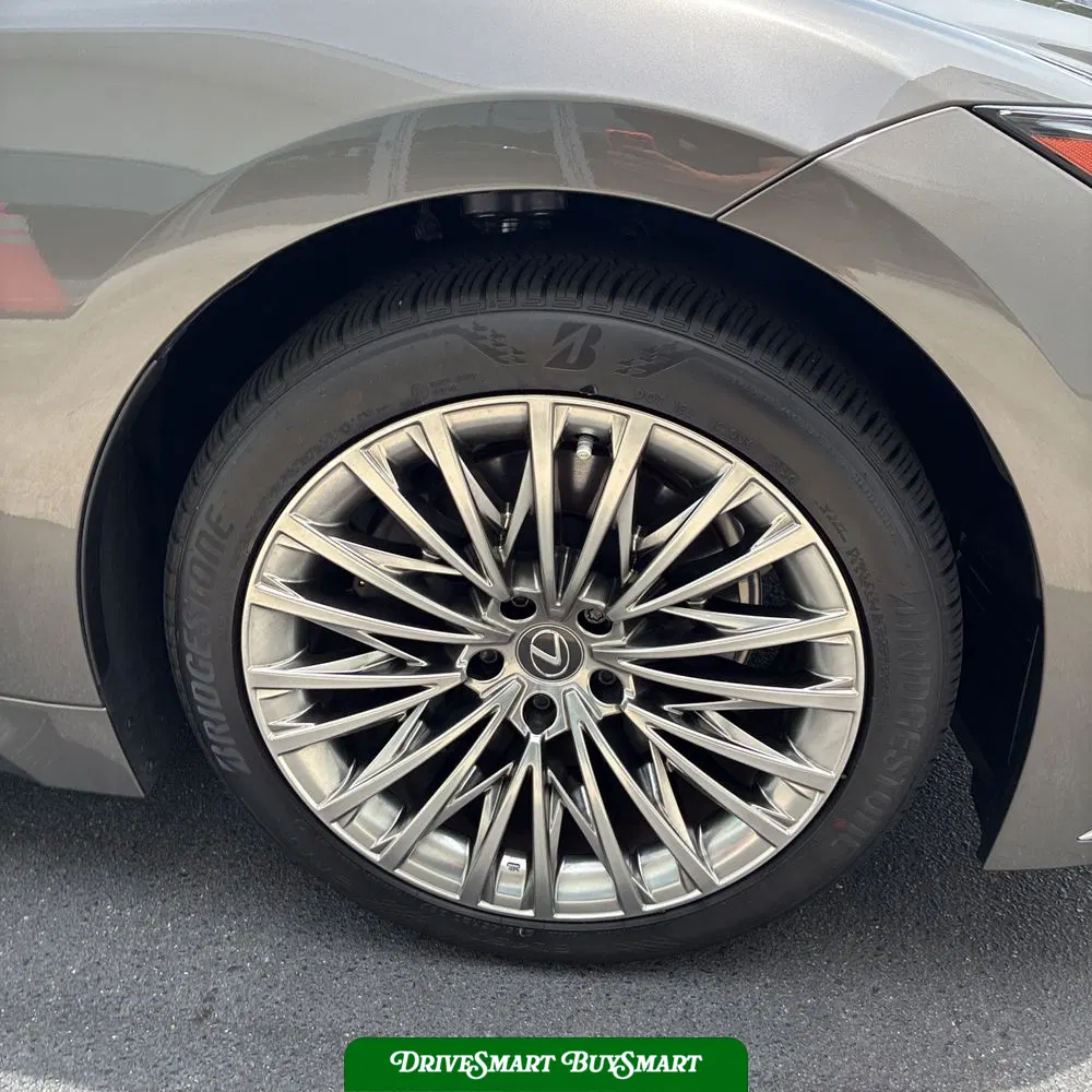 2024 Lexus LS 500 Base