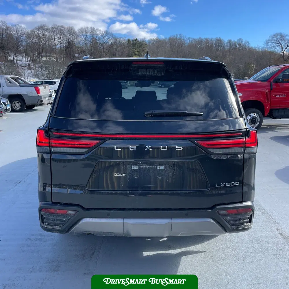 2023 Lexus LX 600 Premium
