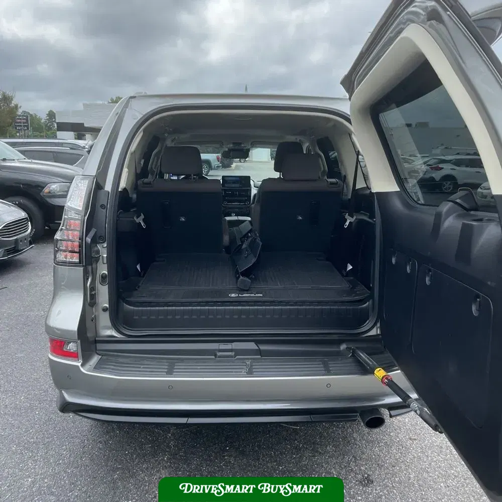 2023 Lexus GX 460 Base
