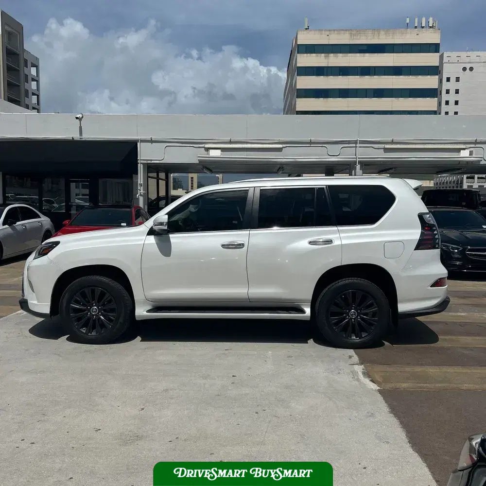 2023 Lexus GX 460 Base