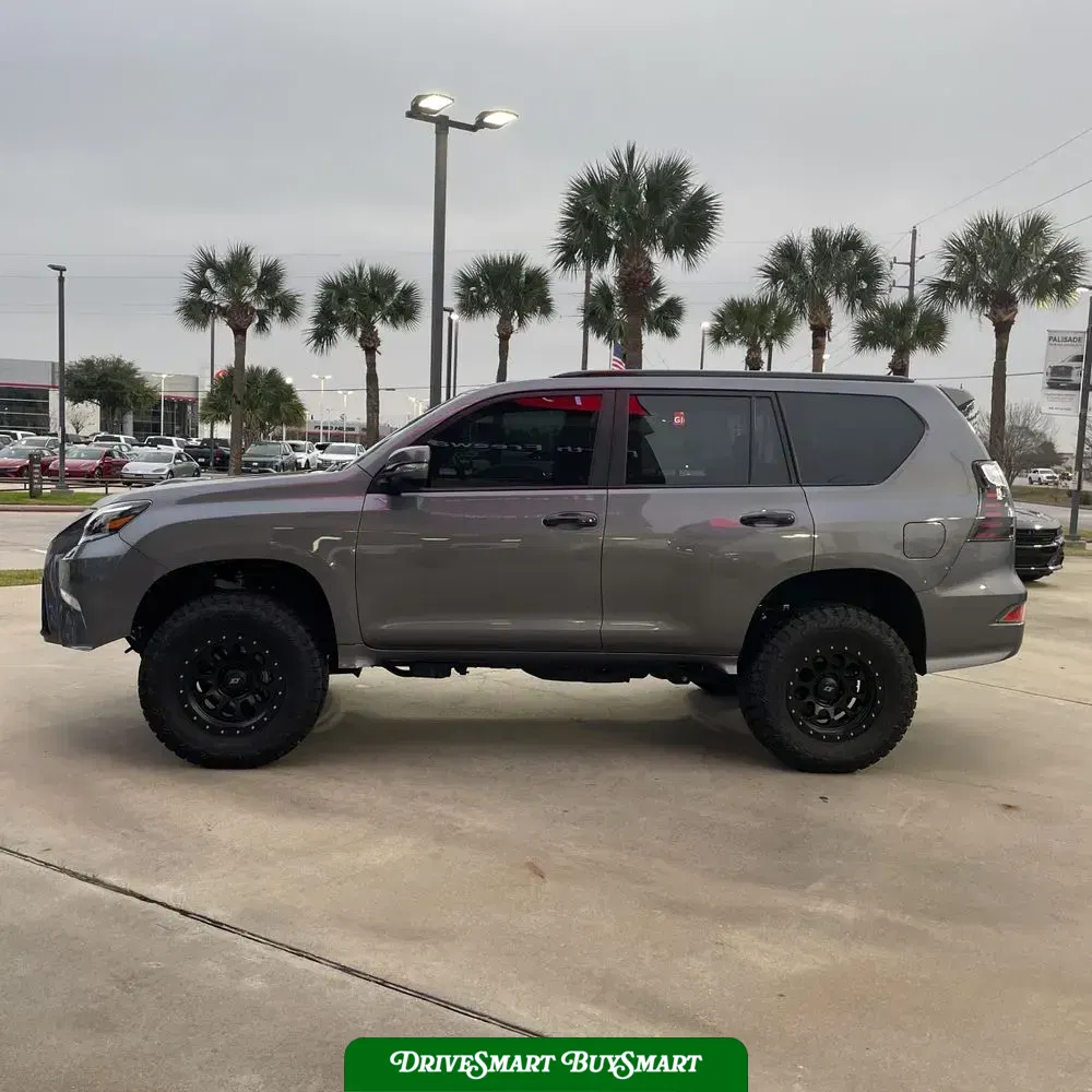 2023 Lexus GX 460 Base