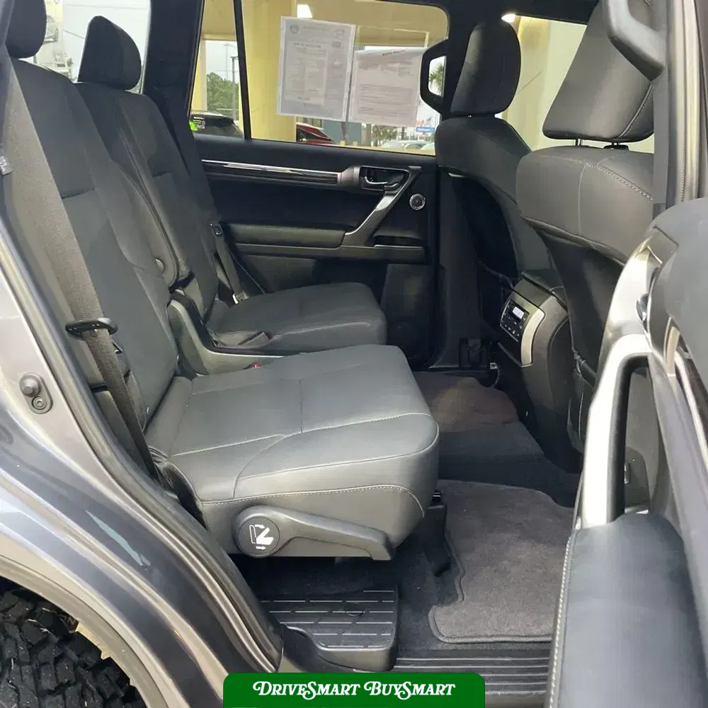 2023 Lexus GX 460 Base