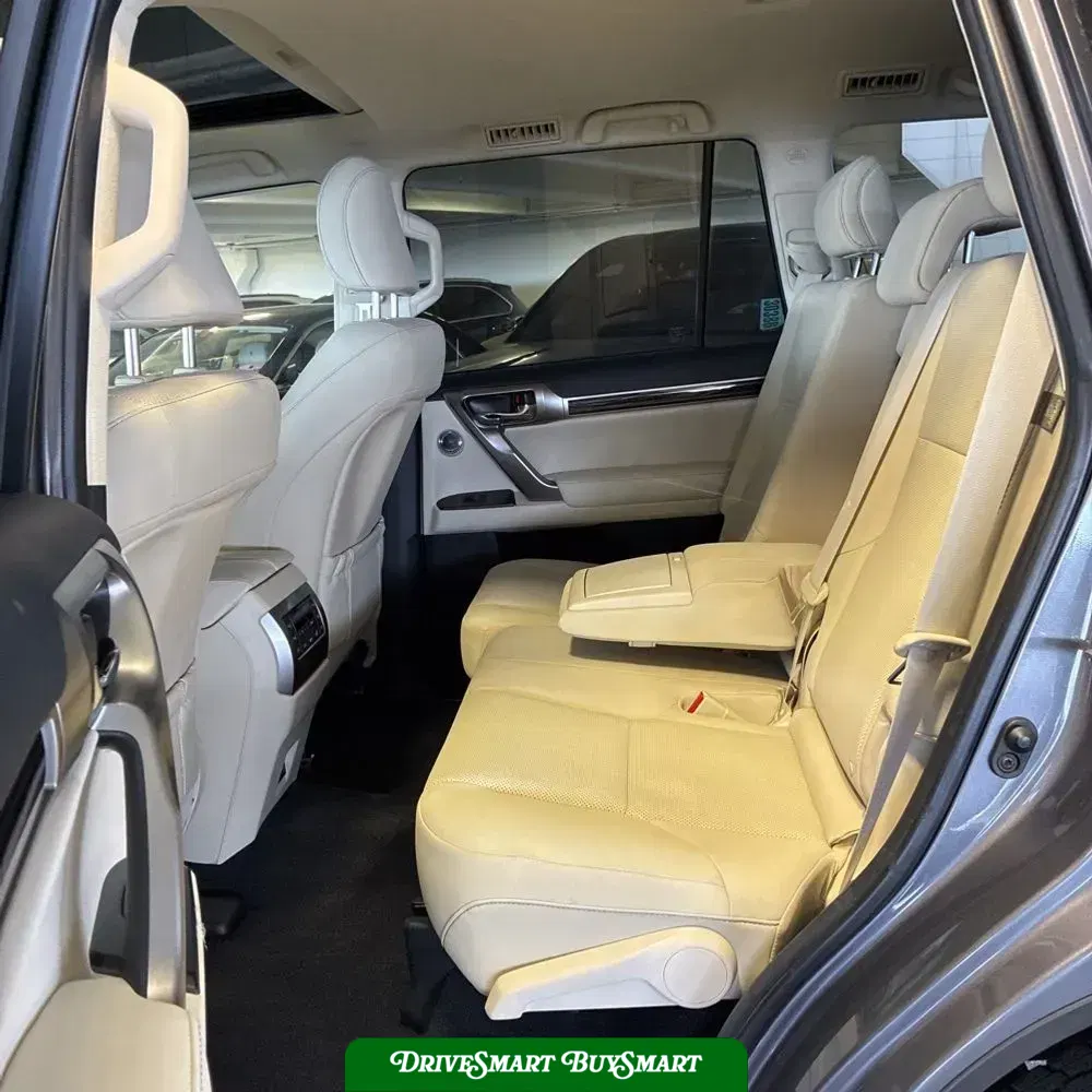 2023 Lexus GX 460 Base