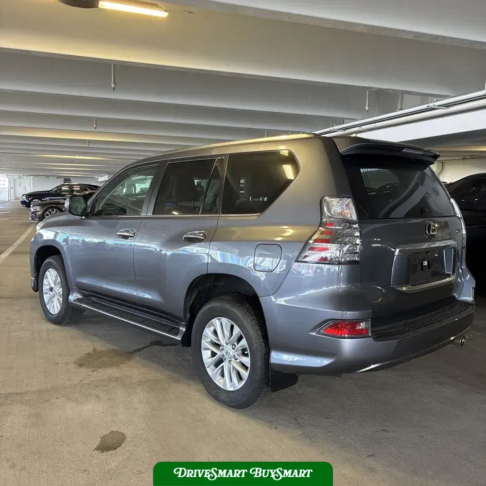 2023 Lexus GX 460 Base