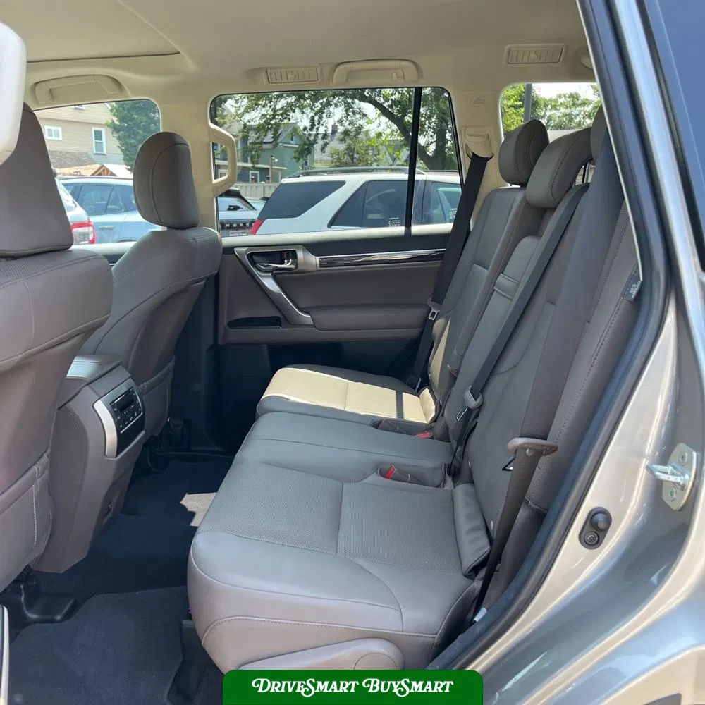 2023 Lexus GX 460 Base