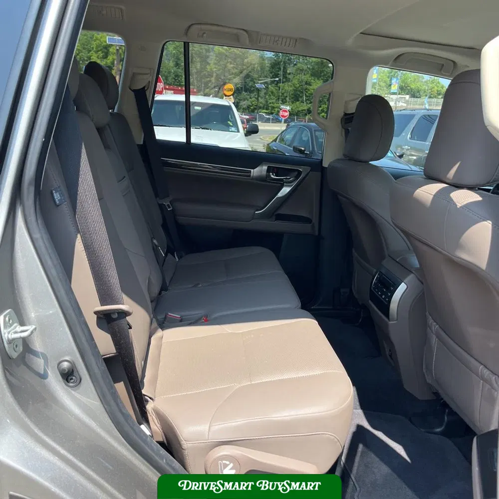 2023 Lexus GX 460 Base