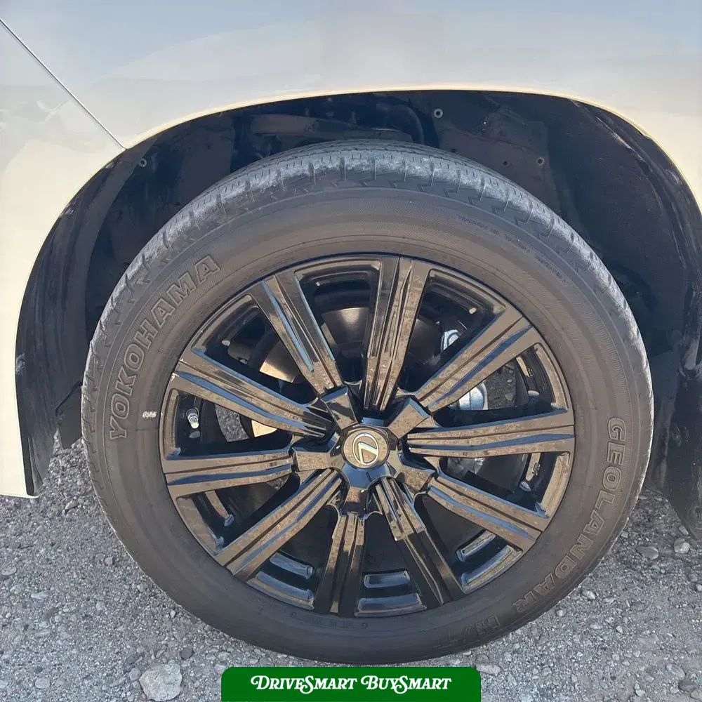 2020 Lexus LX 570 Three-Row