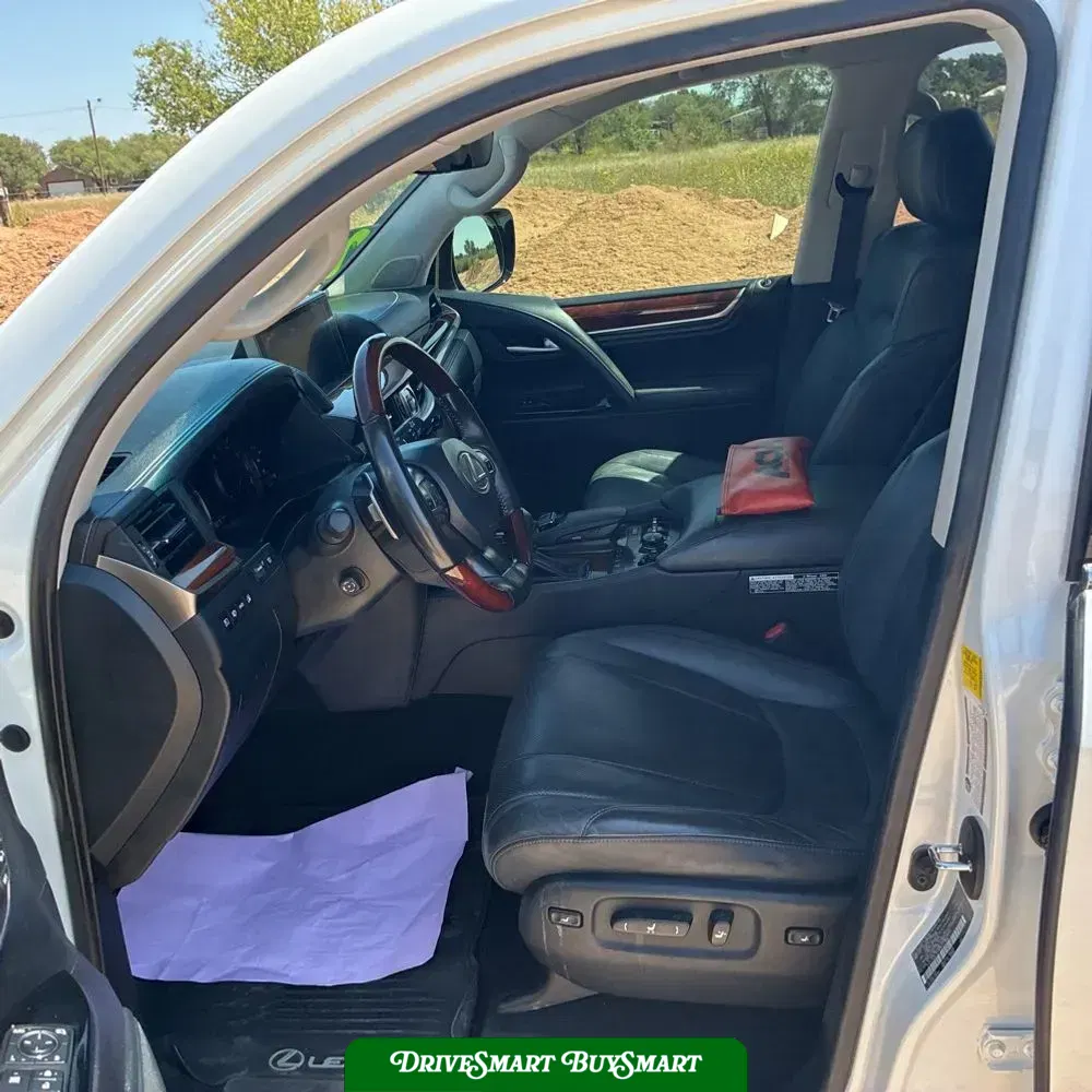 2020 Lexus LX 570 Three-Row