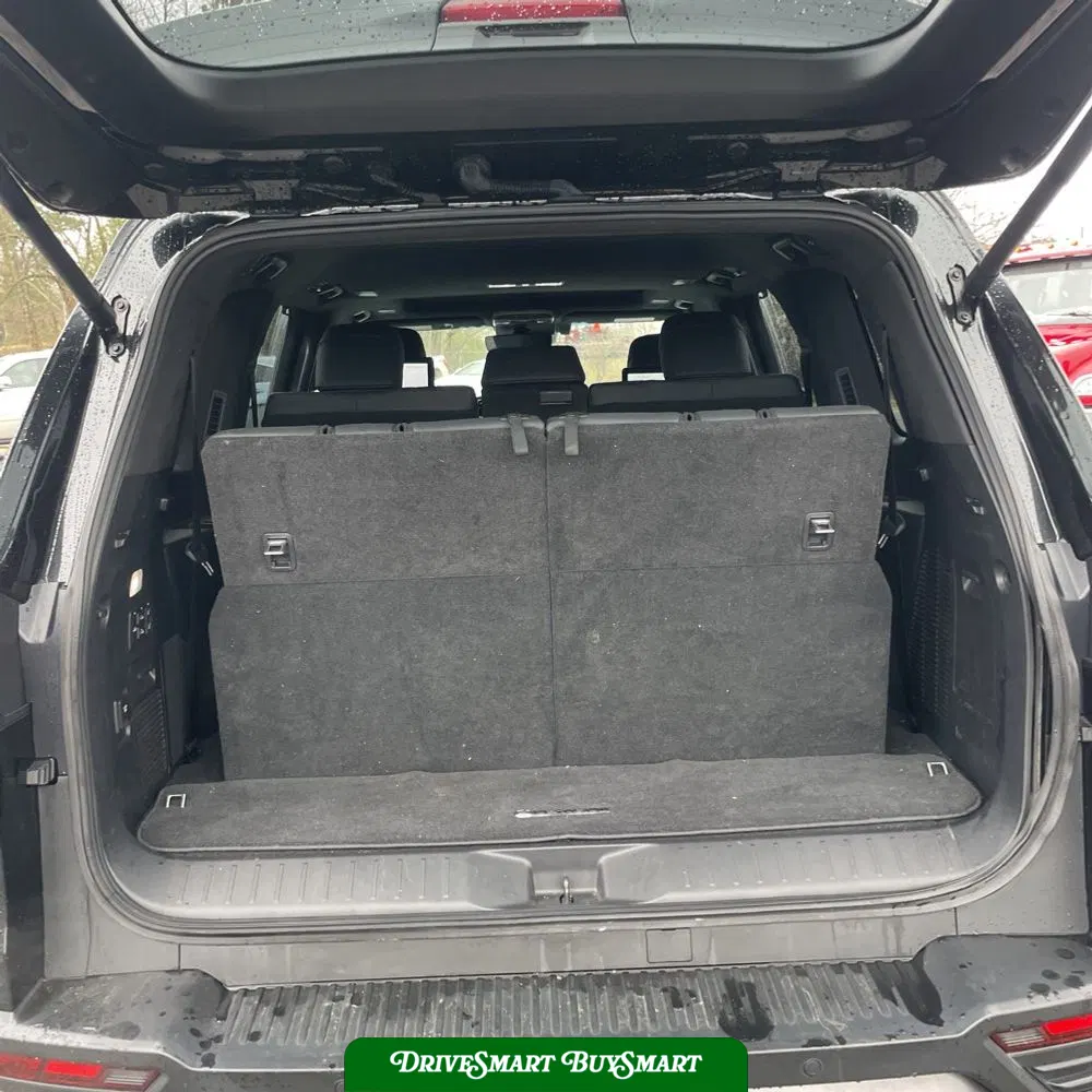 2022 Lexus LX 600 Luxury