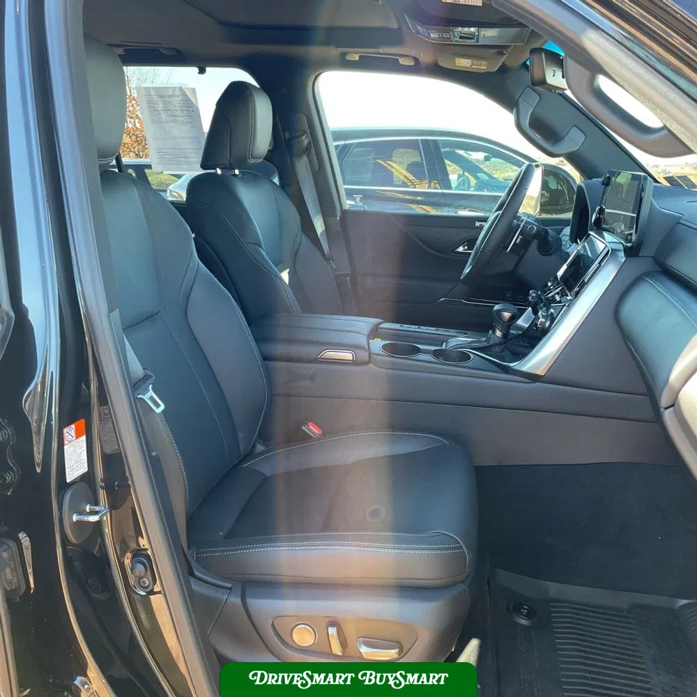 2024 Lexus LX 600 Luxury