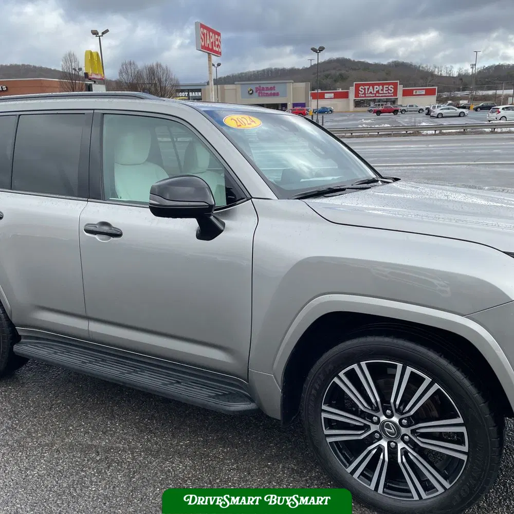 2024 Lexus LX 600 Luxury
