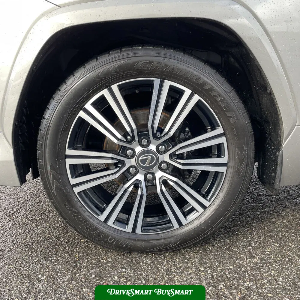2024 Lexus LX 600 Luxury