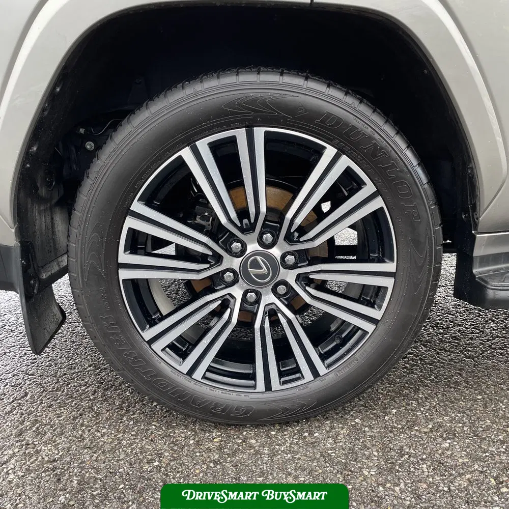 2024 Lexus LX 600 Luxury