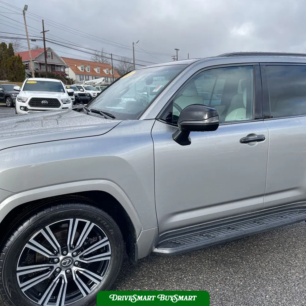 2024 Lexus LX 600 Luxury