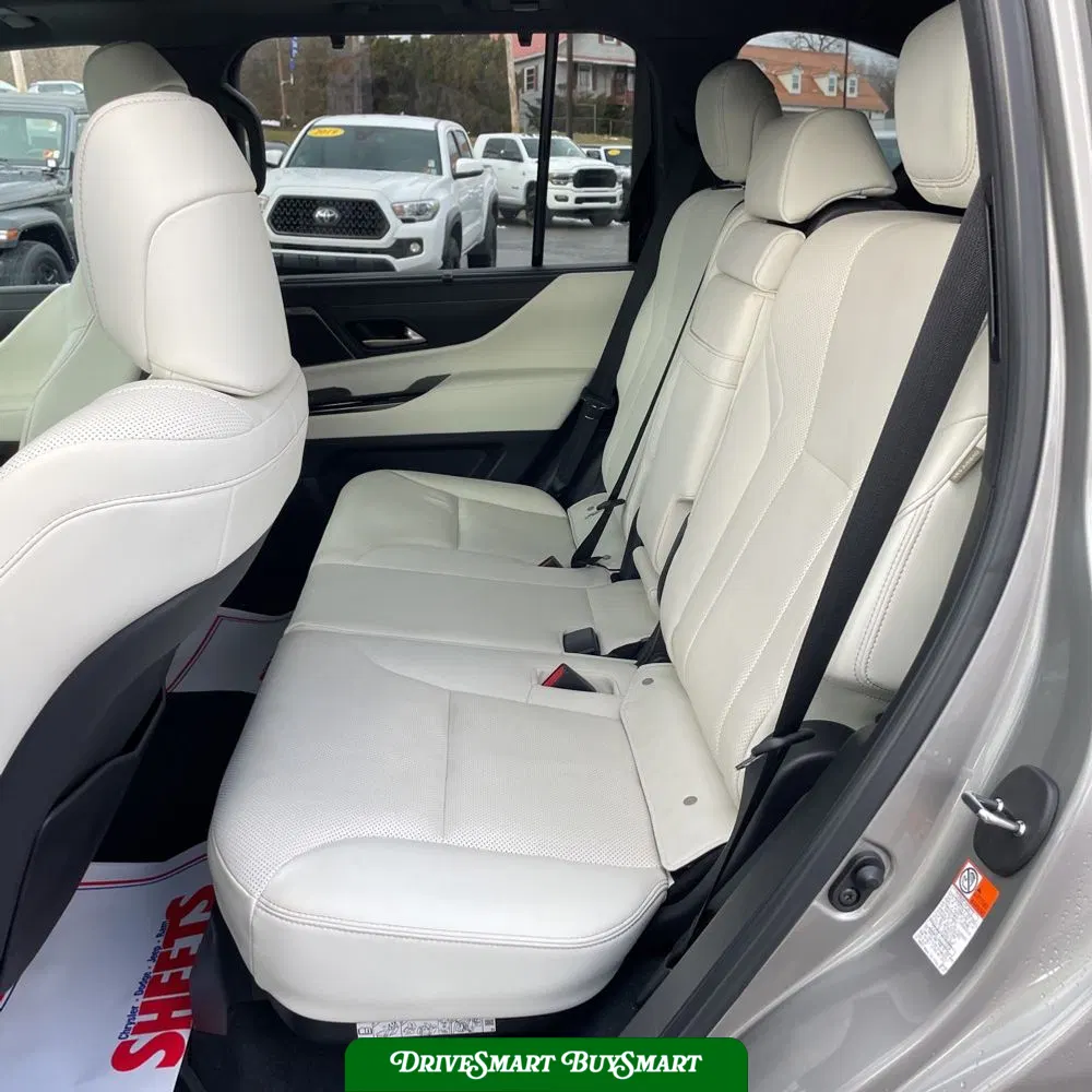 2024 Lexus LX 600 Luxury