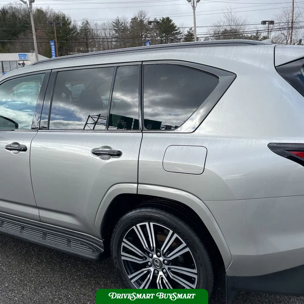 2024 Lexus LX 600 Luxury