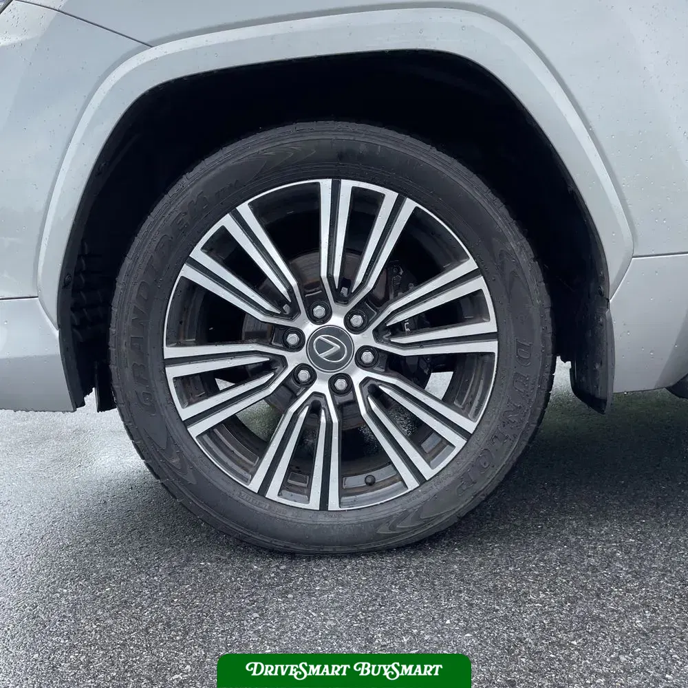 2024 Lexus LX 600 Luxury