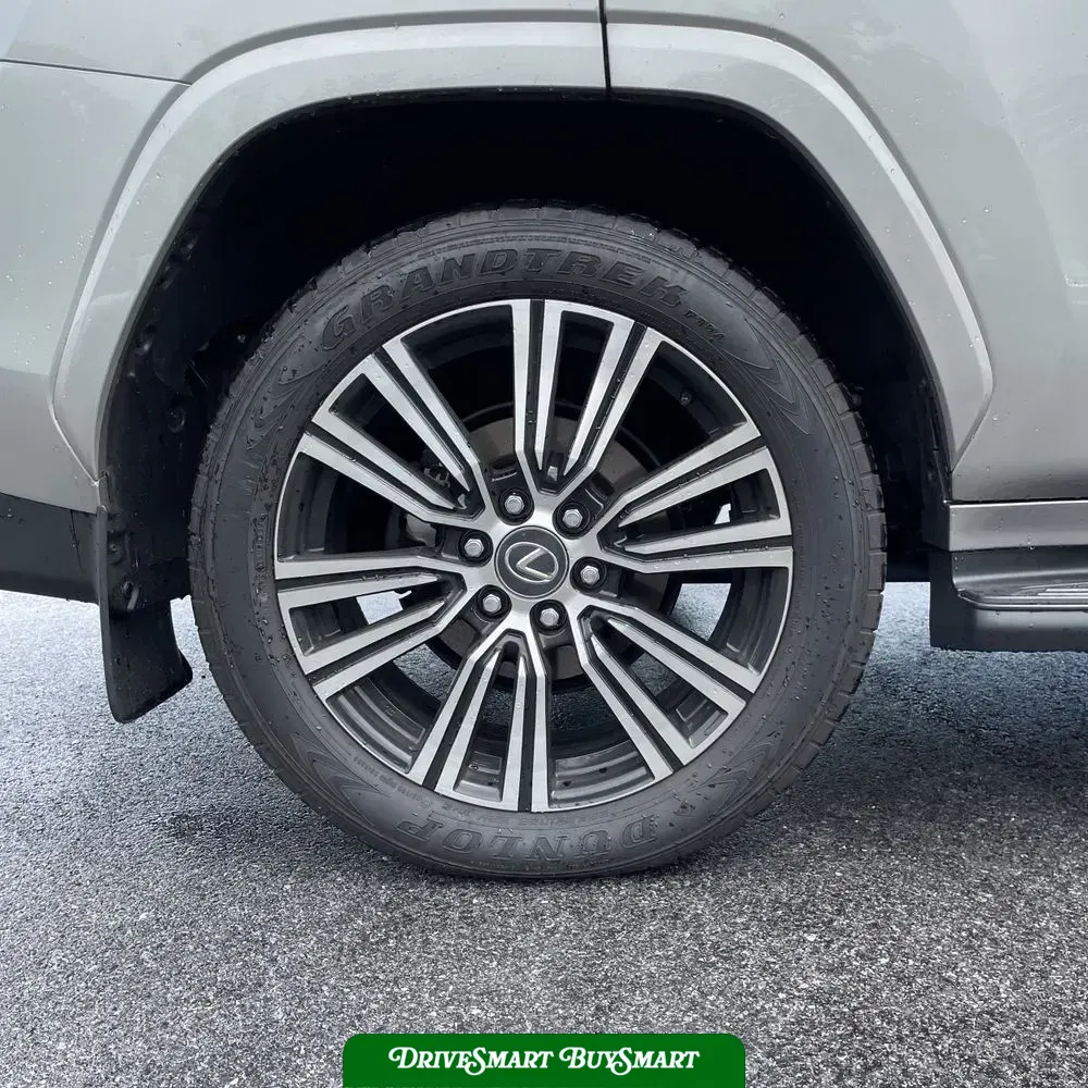 2024 Lexus LX 600 Luxury