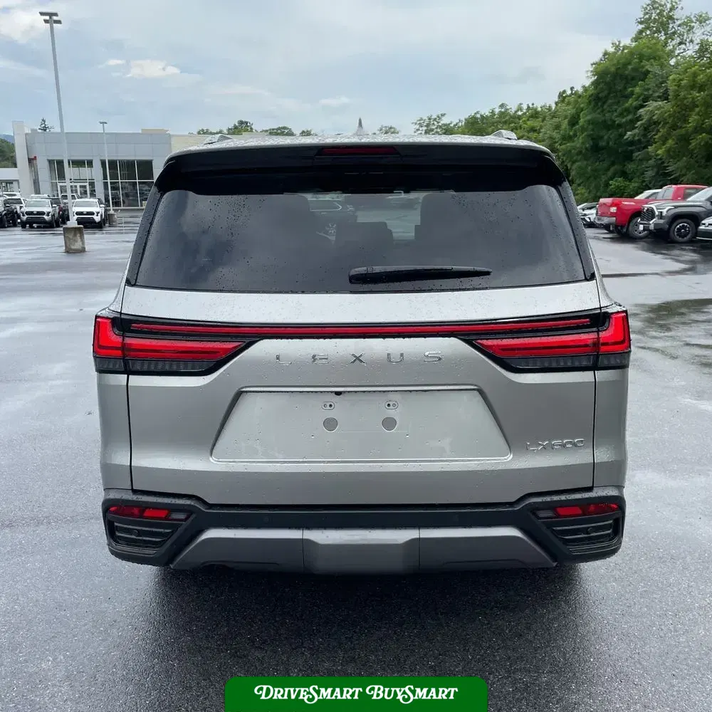 2024 Lexus LX 600 Luxury