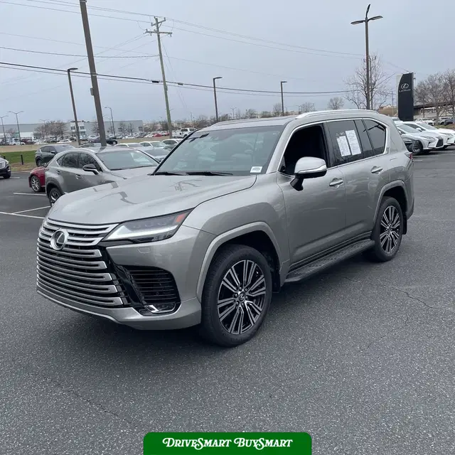 2024 Lexus LX 600 Luxury