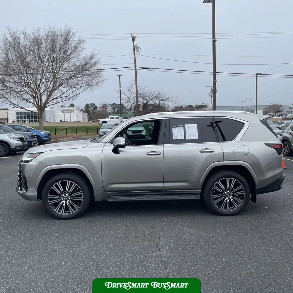 2024 Lexus LX 600 Luxury