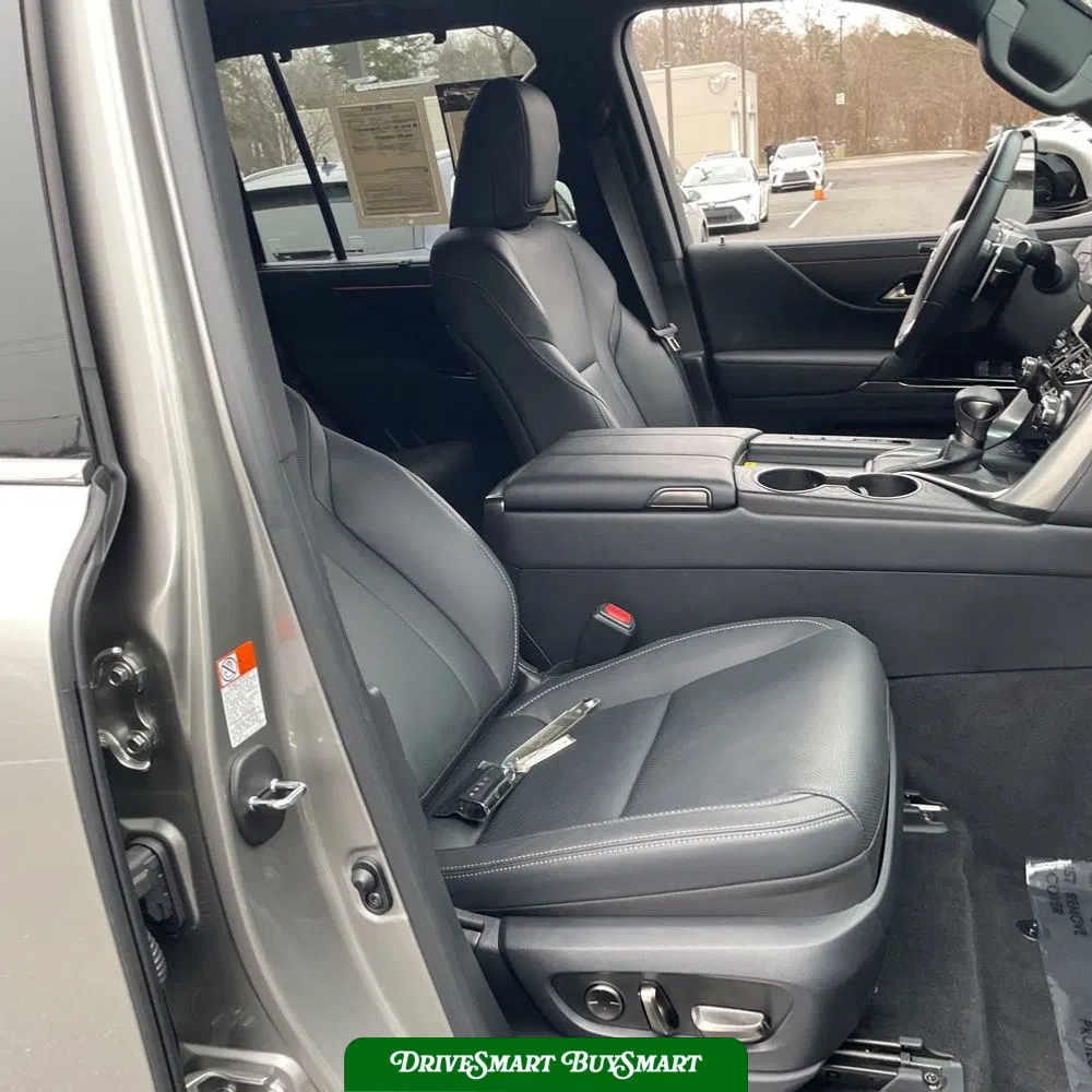 2024 Lexus LX 600 Luxury