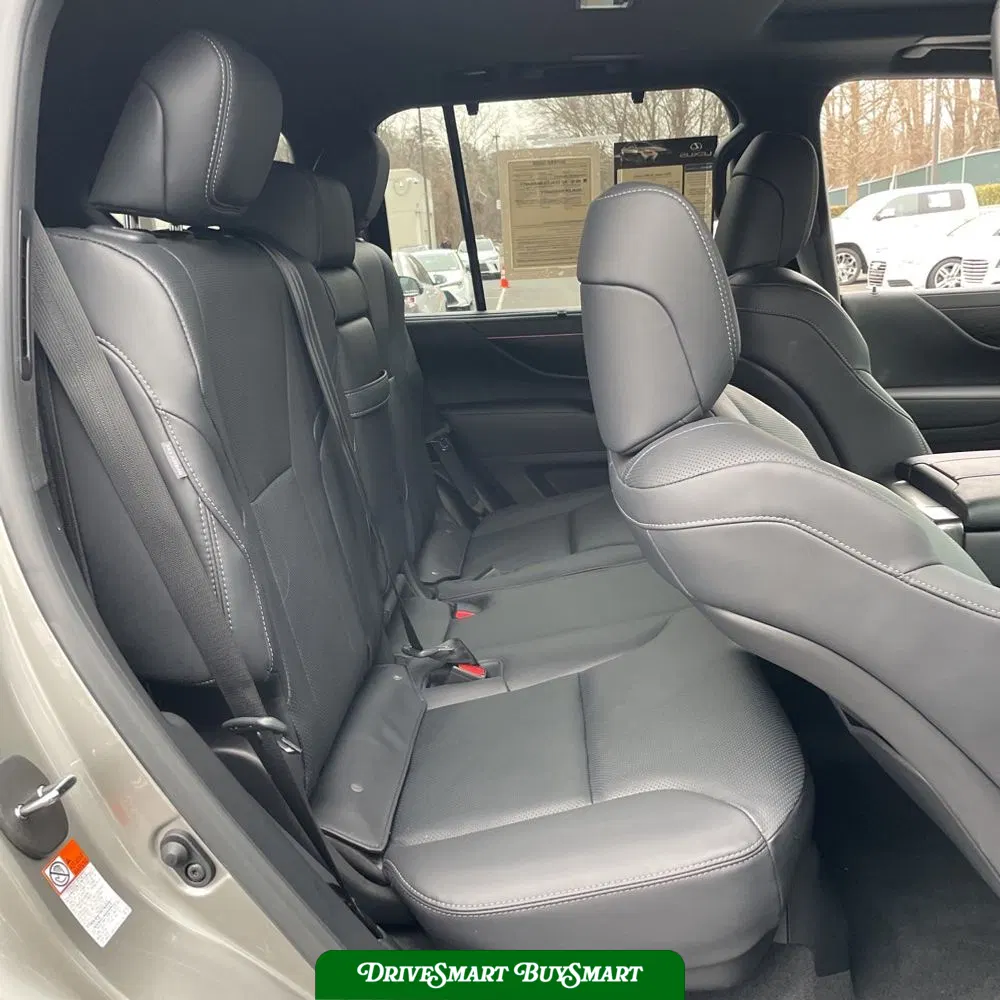 2024 Lexus LX 600 Luxury