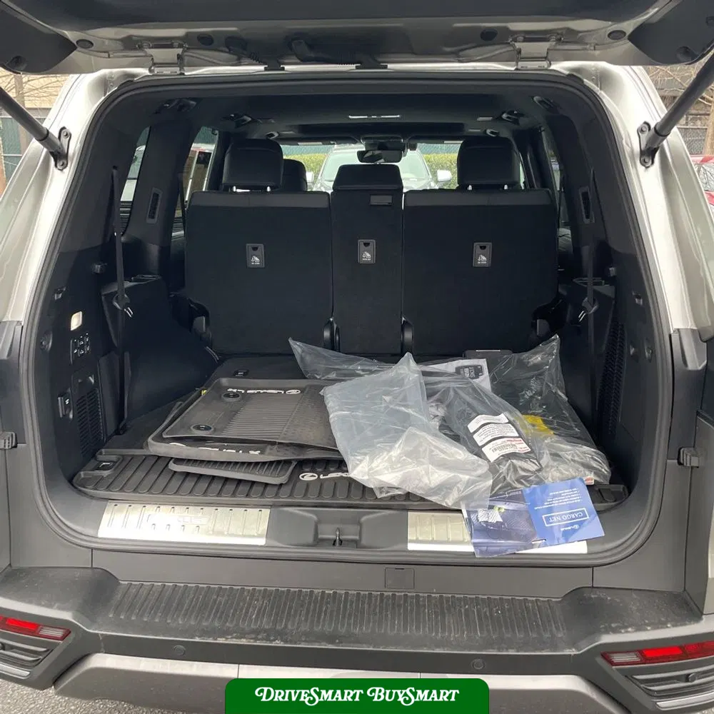 2024 Lexus LX 600 Luxury