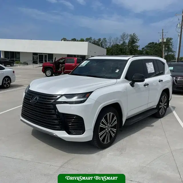 2024 Lexus LX 600 Luxury