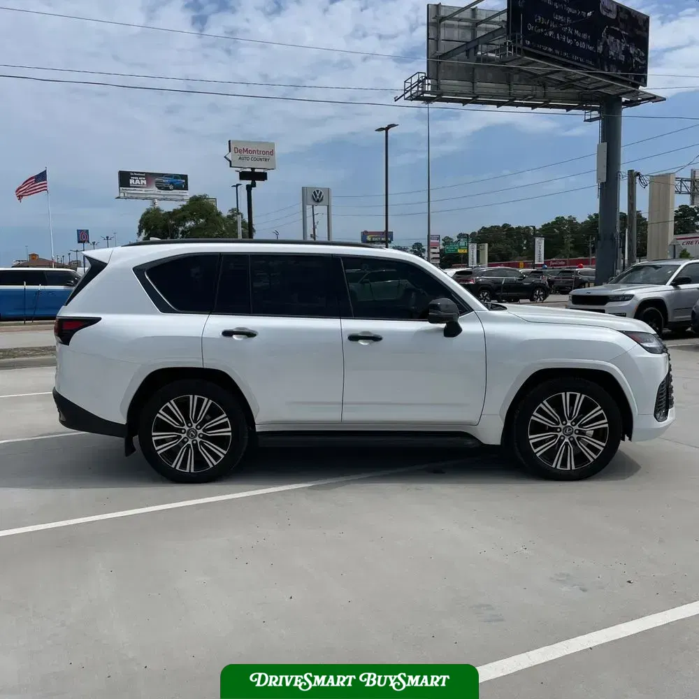 2024 Lexus LX 600 Luxury