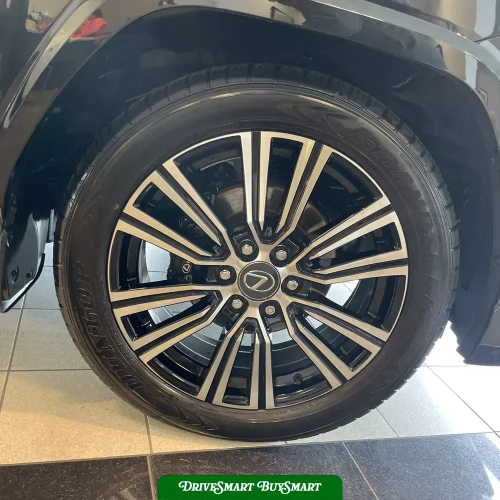 2024 Lexus LX 600 Luxury