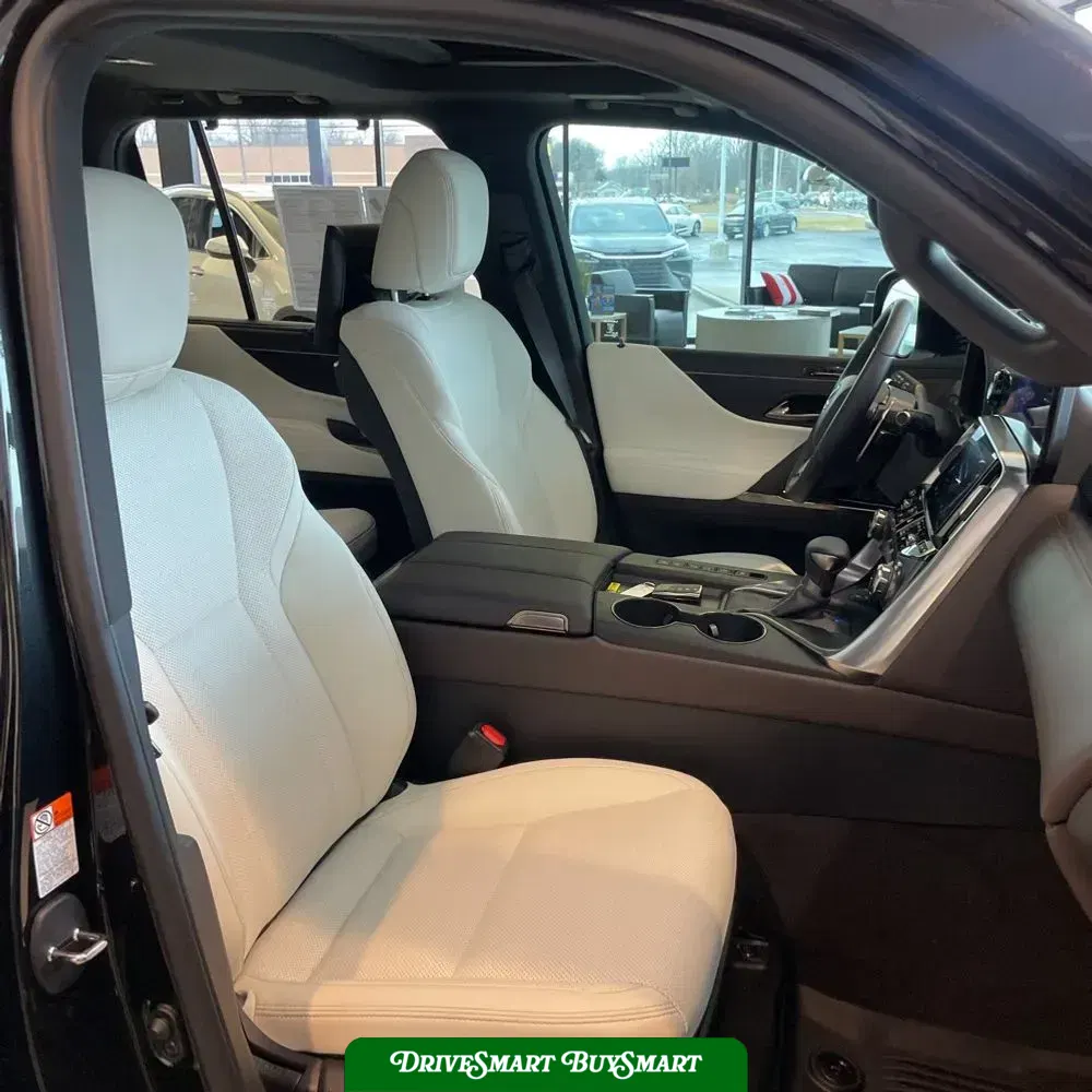 2024 Lexus LX 600 Luxury