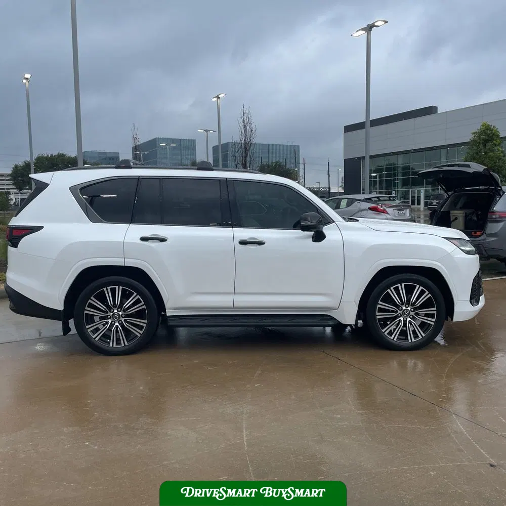 2022 Lexus LX 600 Luxury