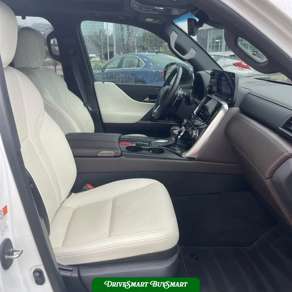 2022 Lexus LX 600 Luxury
