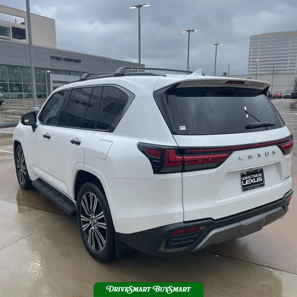2022 Lexus LX 600 Luxury