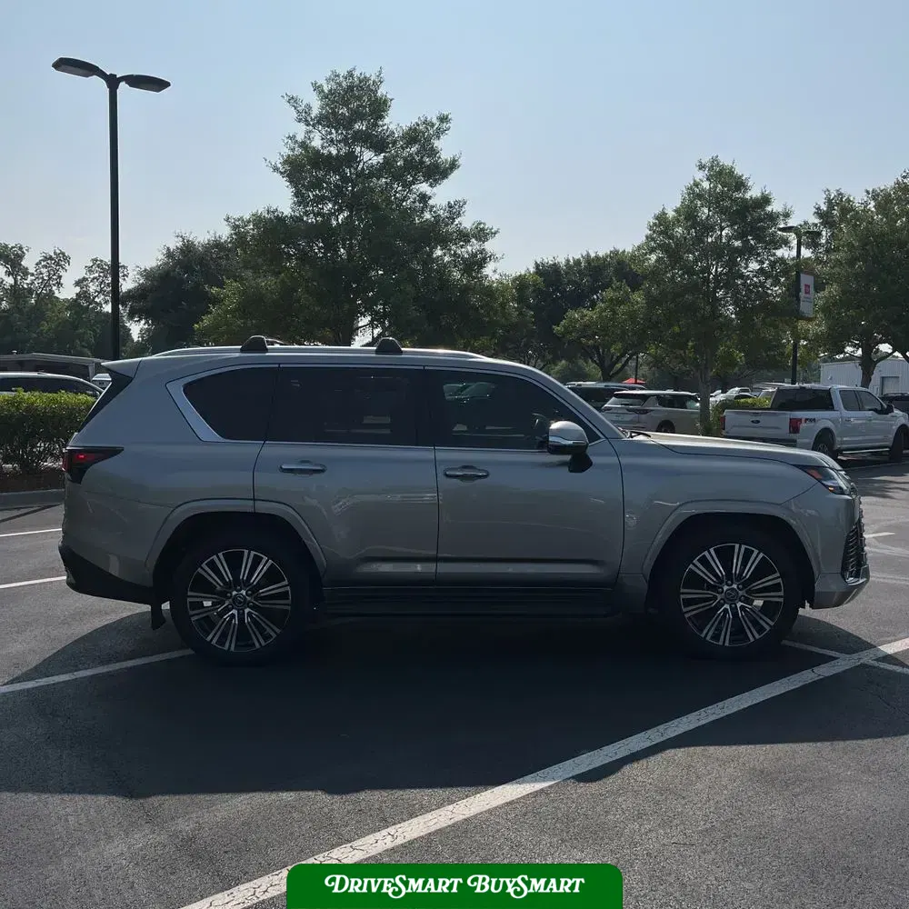 2024 Lexus LX 600 Luxury