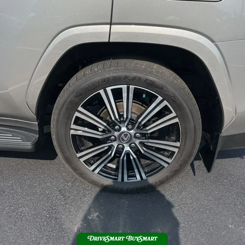 2024 Lexus LX 600 Luxury