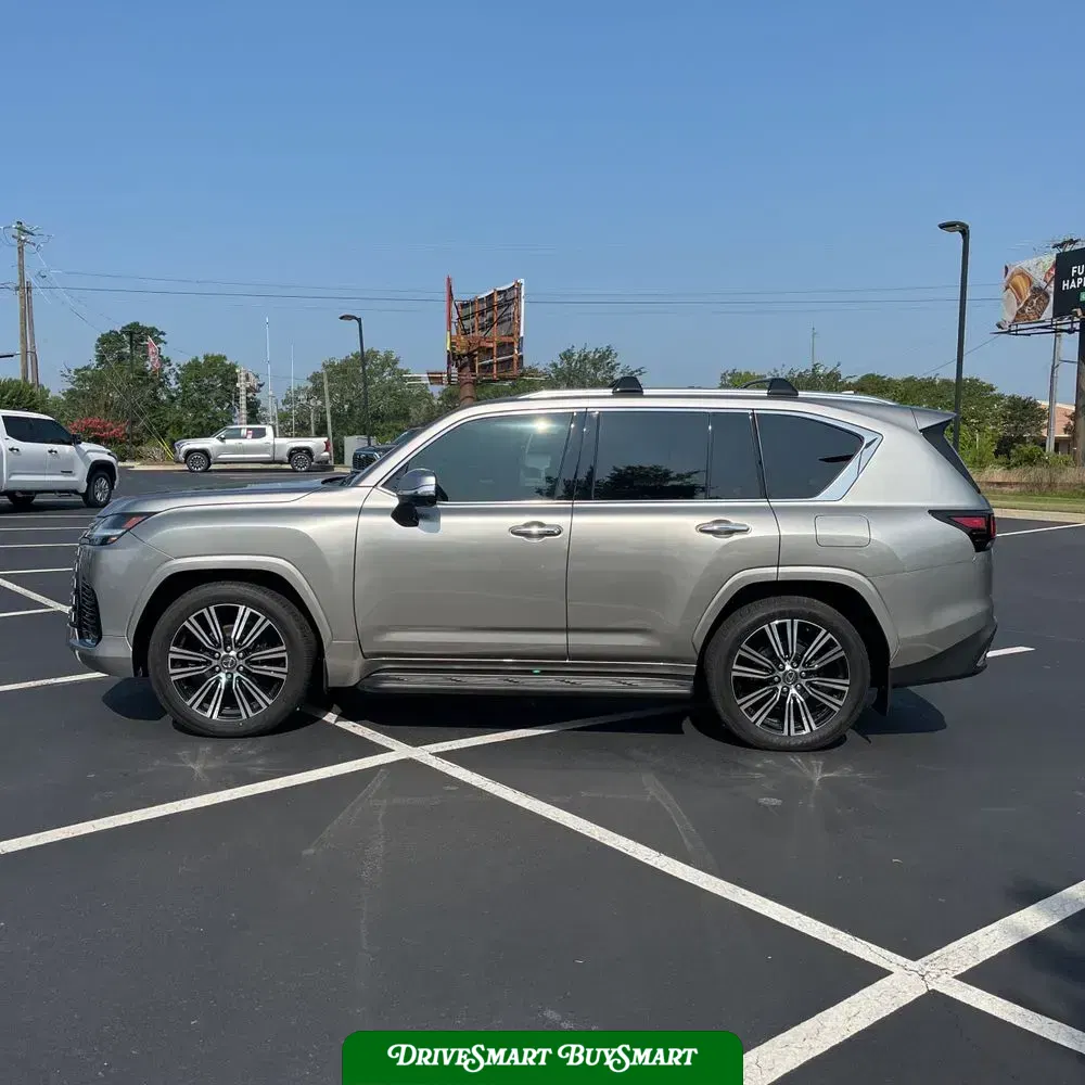 2024 Lexus LX 600 Luxury