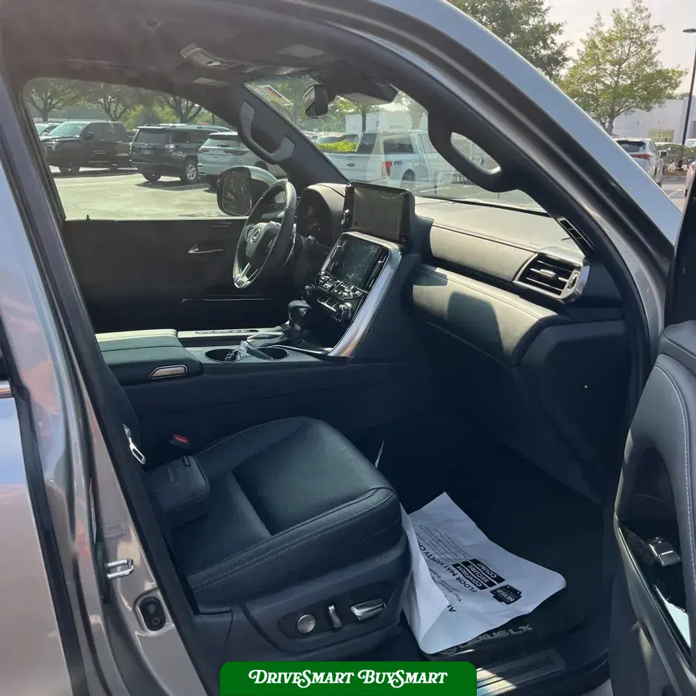 2024 Lexus LX 600 Luxury