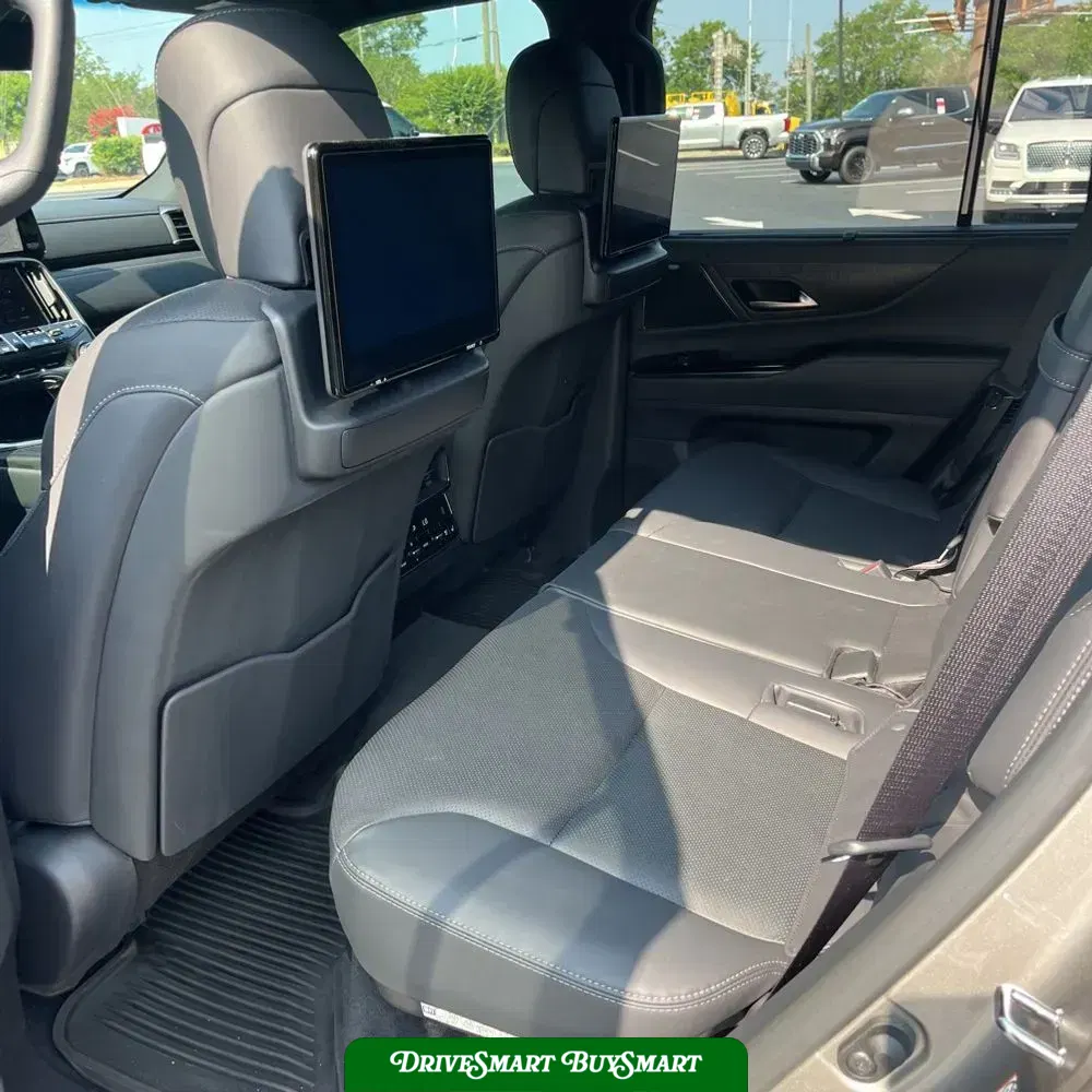 2024 Lexus LX 600 Luxury