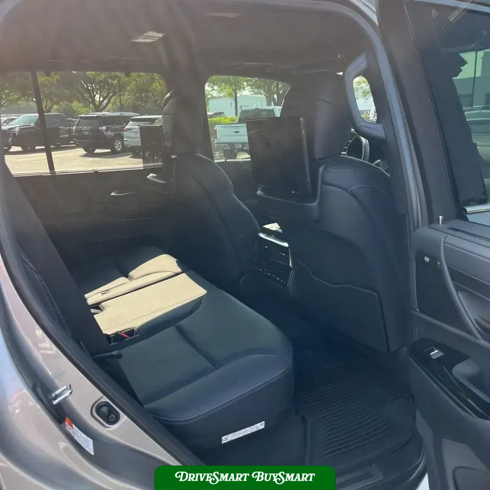 2024 Lexus LX 600 Luxury