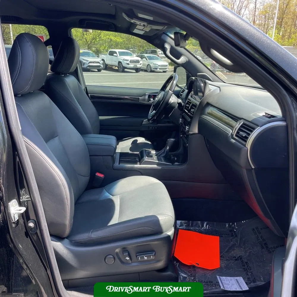 2023 Lexus GX460 Executive