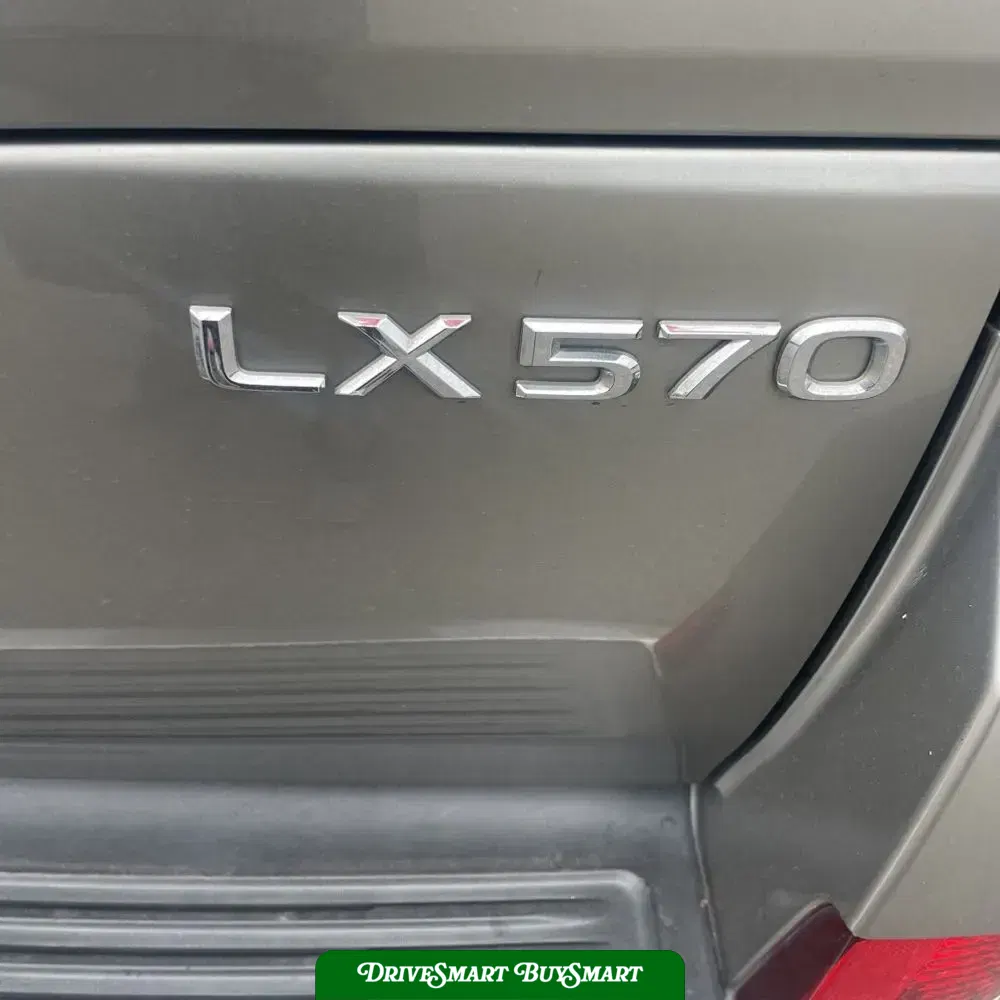 2017 Lexus LX 570 Base