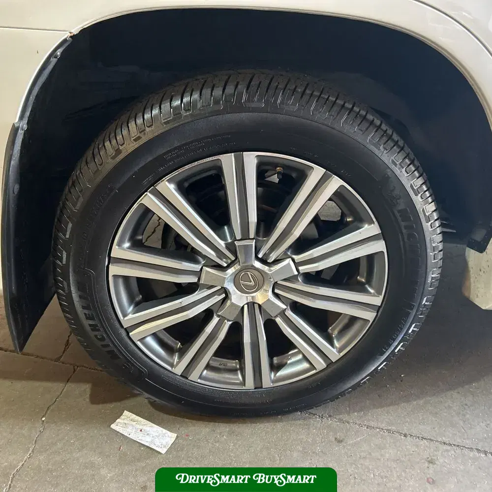 2017 Lexus LX 570 Base