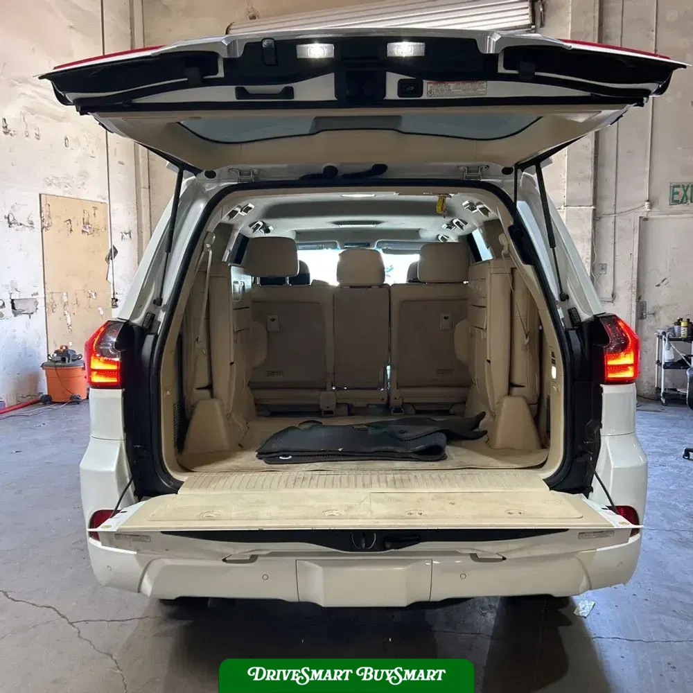 2017 Lexus LX 570 Base