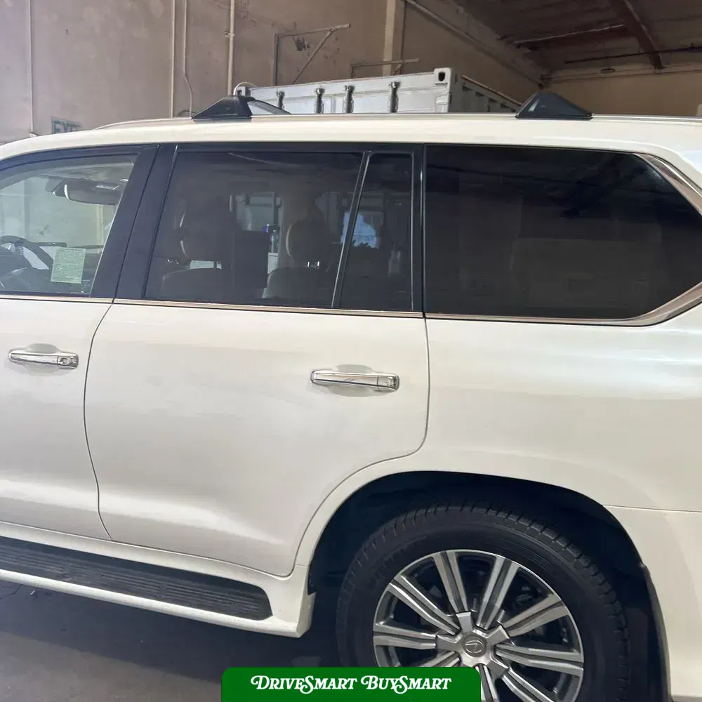 2017 Lexus LX 570 Base