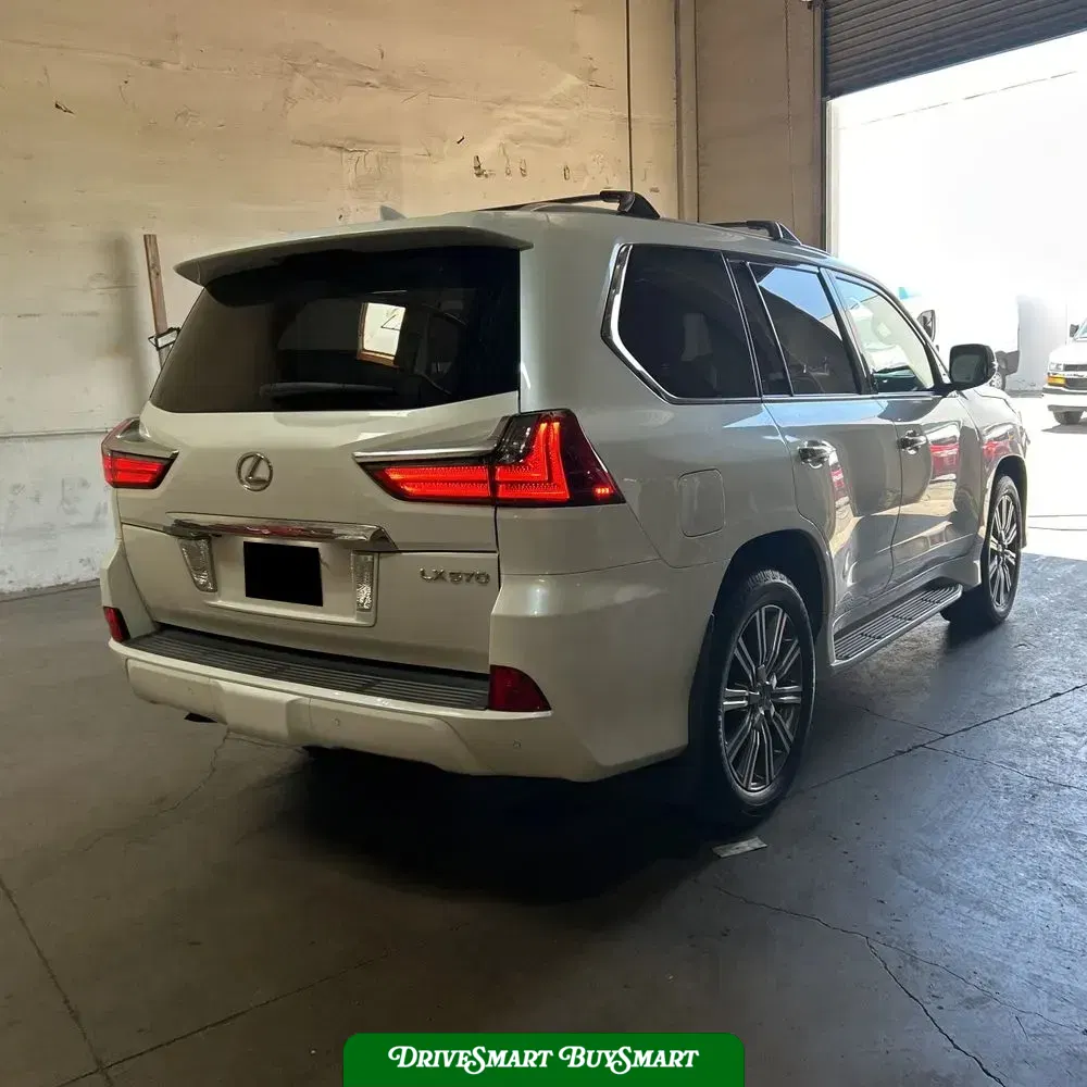2017 Lexus LX 570 Base