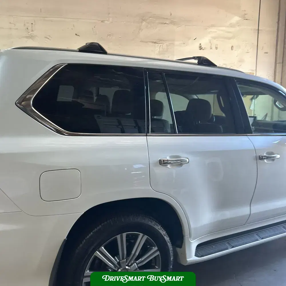 2017 Lexus LX 570 Base