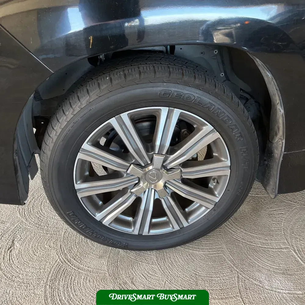 2017 Lexus LX 570 Base